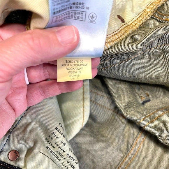 Gap Women's Mid Rise Straight Leg Bootcut Dark Wash 30x30 - Picture 10 of 10